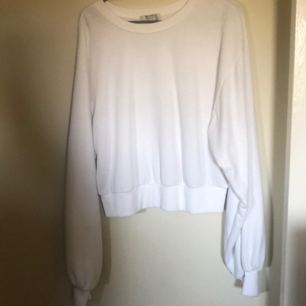 Loose sleeved sweater